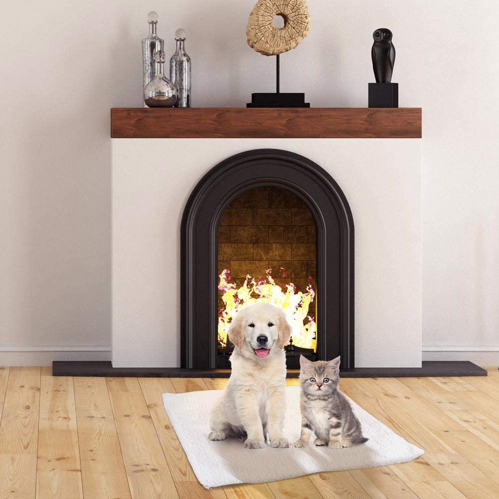 Dog Bed Pet Cushion Mat Self-heating Cat Dog Bed Blanket Microwave Oven Heating Warm Berber Fleece Kennel